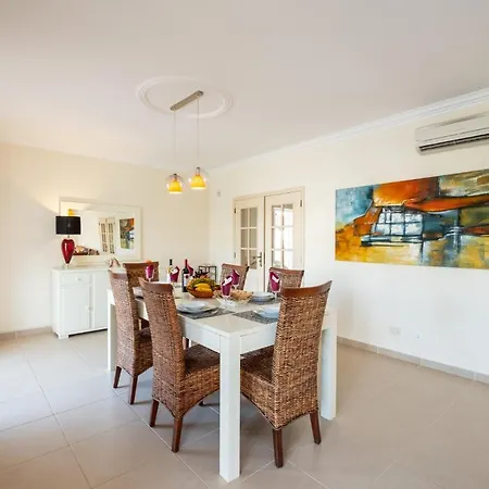 Dalia By Algarve Vacation Villa *