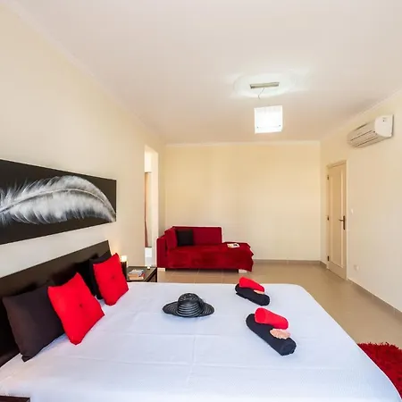 Dalia By Algarve Vacation Villa Almancil